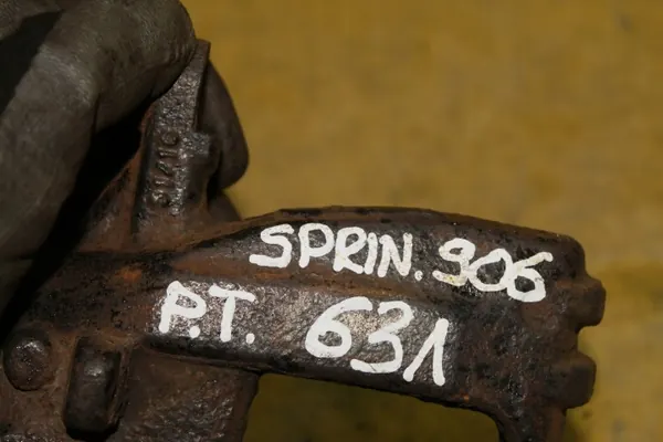 Jarrupuristin OEM 631 Oikea Taka Sprinter 906 300mm image 9