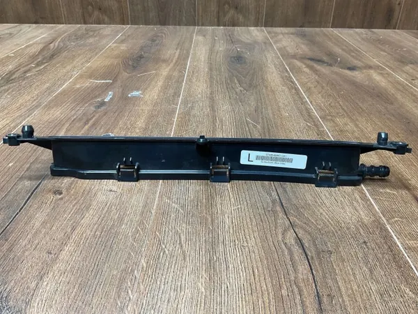 Vasen Ilmanotto OEM 976854895D Porsche Panamera image 5