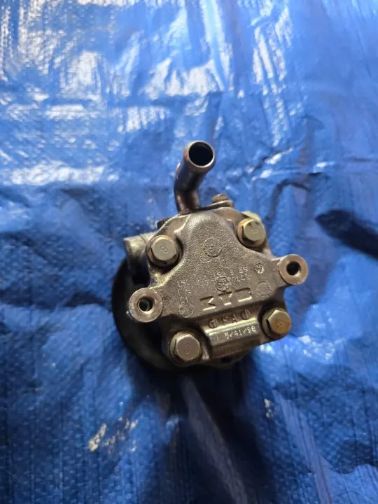 Servopumpe OEM 150422154B - Gebrauchtes Audi OE image 3
