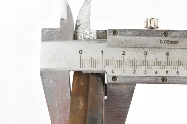 OEM 1044631-00-D Bromsskivor & Belägg Bak Tesla Model 3 image 9