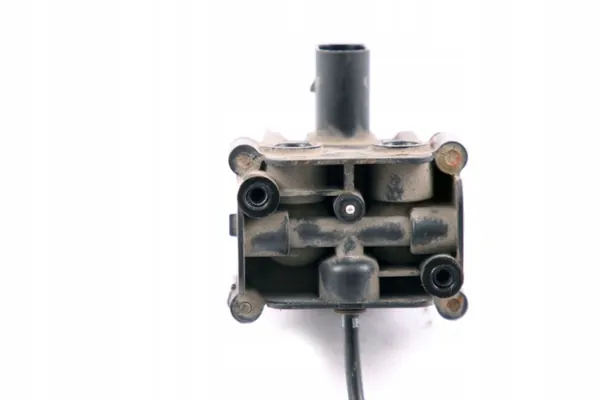 Soupape d'actionneur compresseur BMW E61 OEM 6769082 image 10