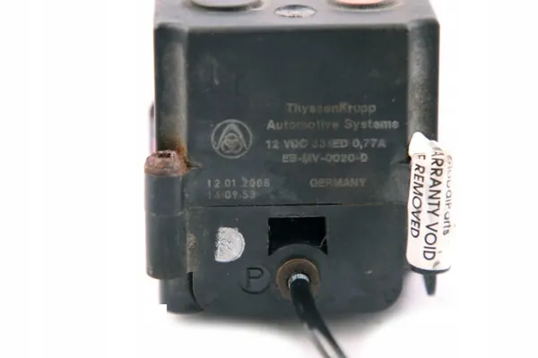 Soupape d'actionneur compresseur BMW E61 OEM 6769082 image 3