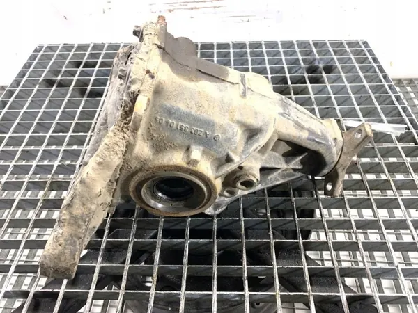 Taka-akselin Differentials OEM 2123506003 Mercedes X204 2.1 170hv image 5