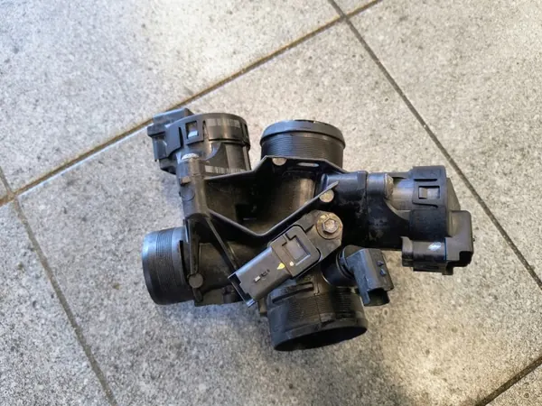Gasklep OEM 9655971780 - Gebruikte staat image 5