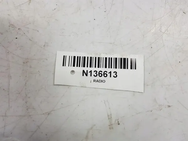 Radio A2049003211 Mercedes W204 OEM image 4
