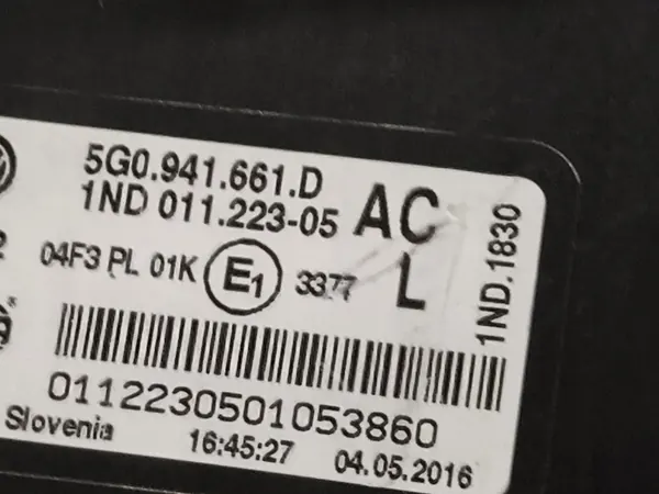 VW GOLF VII Halógeno Esquerdo Frontal 5G0941661 D OEM image 6