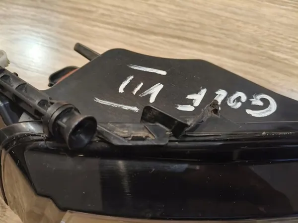 VW GOLF VII Halógeno Esquerdo Frontal 5G0941661 D OEM image 8