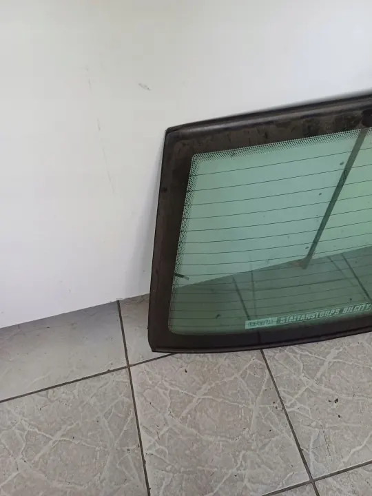 Vitre arrière Volvo 850 OEM szyba volvo tył 850 image 5