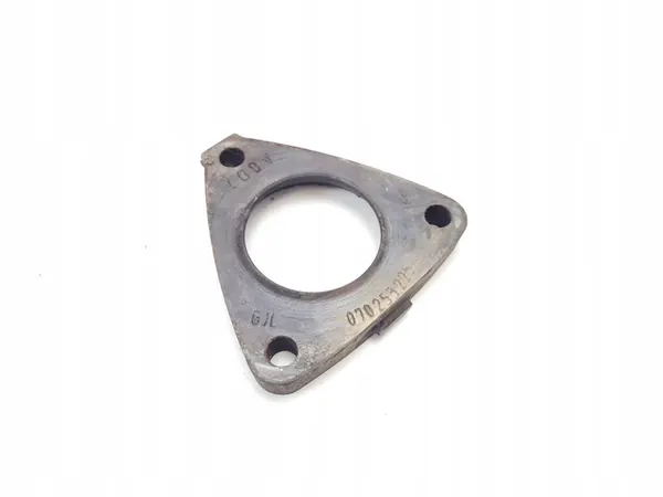 2008 Volkswagen Transporter - Caravelle T5 Auspuffschelle 070253225 image 2