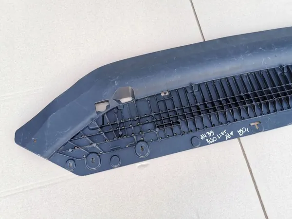 OEM 8W0807611E voorbumper afdekplaat voor Audi A4 B9 image 5