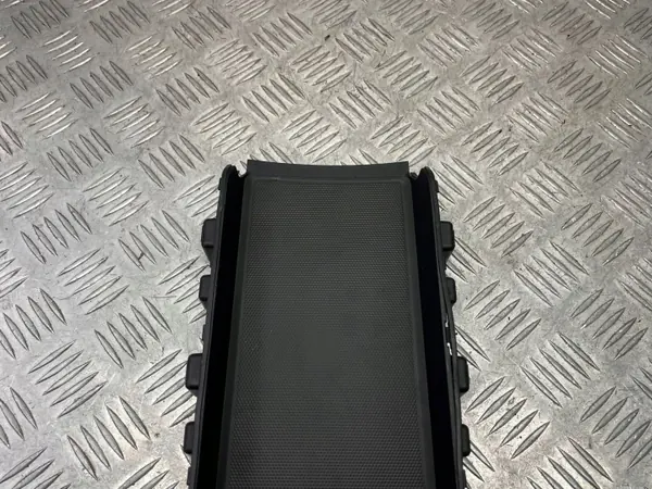 Porsche OE 9J1863383 Taycan Couvre-console image 5