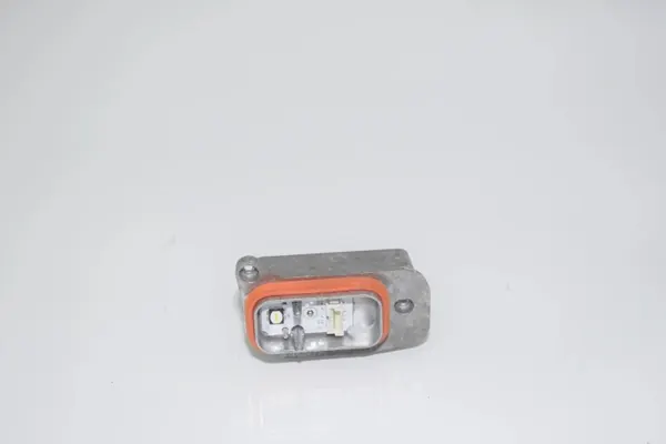 Module LED BMW I3 OEM 8495580 - Pièce d'occasion image 3