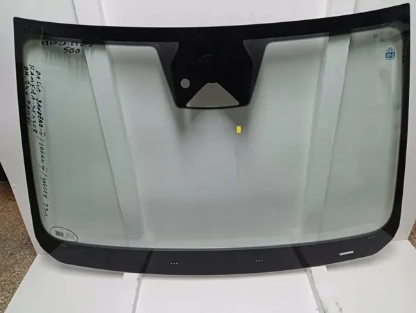 OEM 001586943 Framruta för Dacia Sandero III image 2
