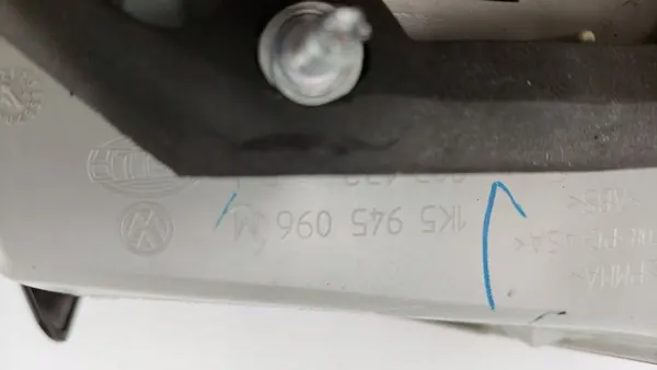 Höger Baklykta VW Jetta V 1K5945096M image 9
