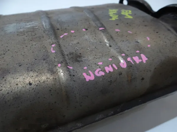 Katalysator BMW E60 E61 306D4 7793773 image 3