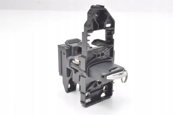 Avain Volvo XC60 I Farmari OEM 30659639 30659607 image 2
