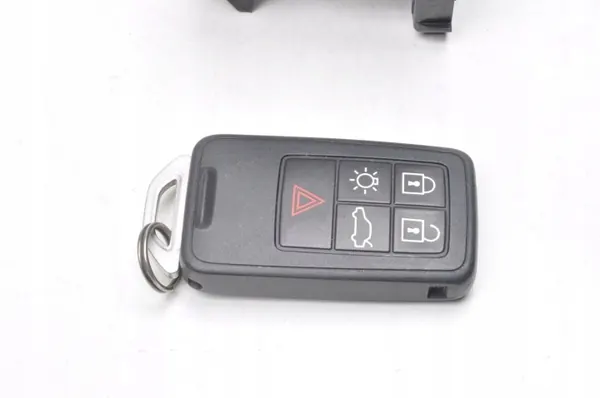 Avain Volvo XC60 I Farmari OEM 30659639 30659607 image 9