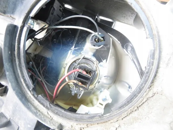 LAMPA LP FIAT LINEA 51826739 image 4