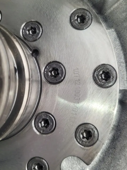 Gebrauchte BMW Ölpumpe OEM 1071410116/1071410135 image 6
