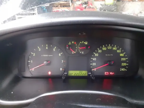 Cuentakilómetros Hyundai Sonata IV 2.0 usado OEM 940033D926 image 8