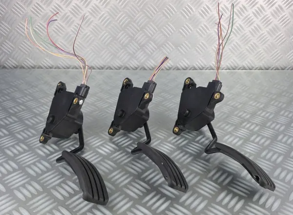 OEM 8200159647 B CTS Gaspedaalpotentiometer image 3