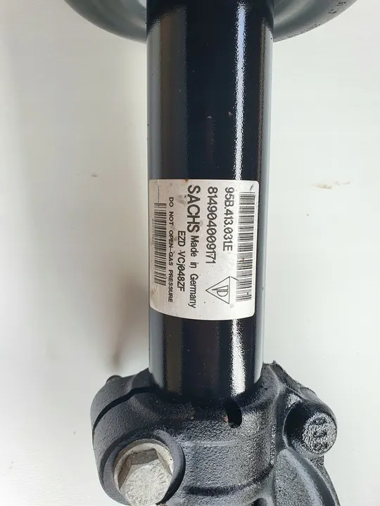 Ammortizzatore Porsche Macan 95B OEM 95B 413 031E image 3