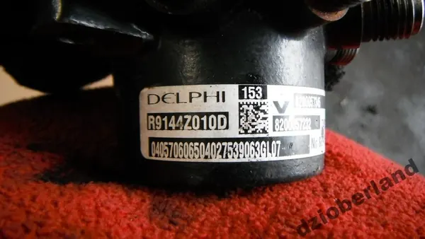 RENAULT CLIO 2 II THALIA 1.5 DCI Brandstofrail 8200057345 image 3