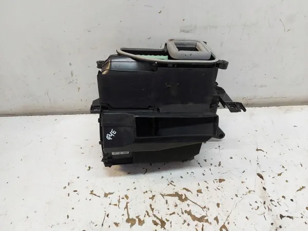 Audi Q4 E-TRON Lämmityspuhallin OEM 1EA820153M image 2
