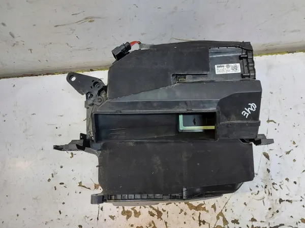 Audi Q4 E-TRON Lämmityspuhallin OEM 1EA820153M image 6