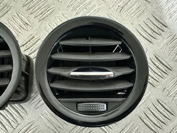 Grille Opel Corsa D Adam OEM Noir Chrome 45 chars image 3