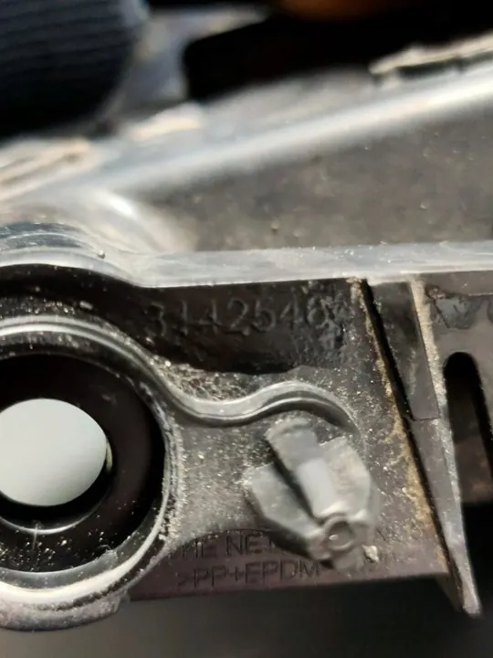 Scivolo di montaggio paraurti sinistro anteriore Volvo V60 S60 II image 3