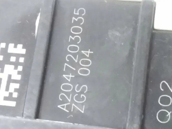 MERCEDES W207 HÖGER FRAM LÅS 4 PIN A2077603840 image 3