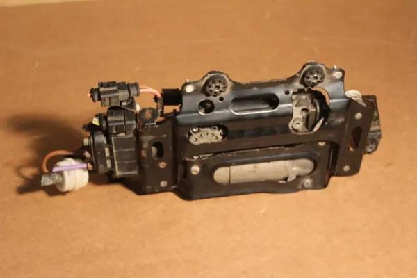 Compressore Sospensione Audi A8 4H D4 4H0616005D image 3