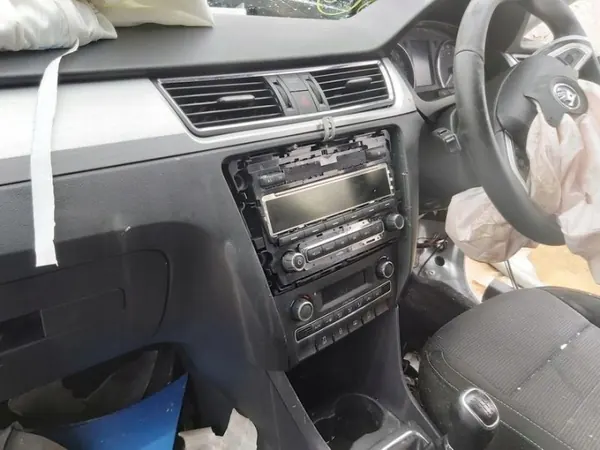 Colector de escape OEM EIS-2101700 Skoda Rapid 1.6L image 8