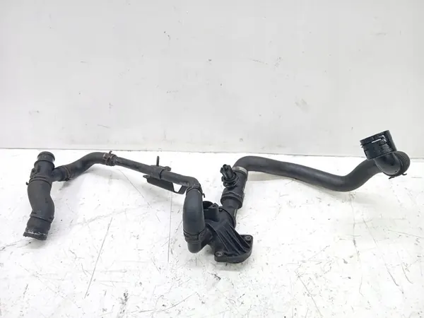 Jäähdytysjohdin SKODA OCTAVIA II 2.0L 2009 06F121057C image 2