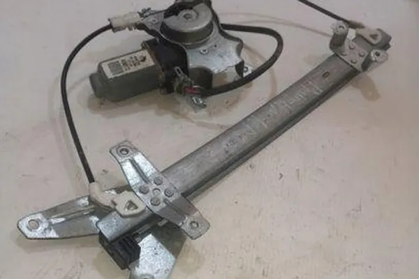 Elevador de vidro traseiro direito NISSAN PRIMERA (P12) OEM image 3