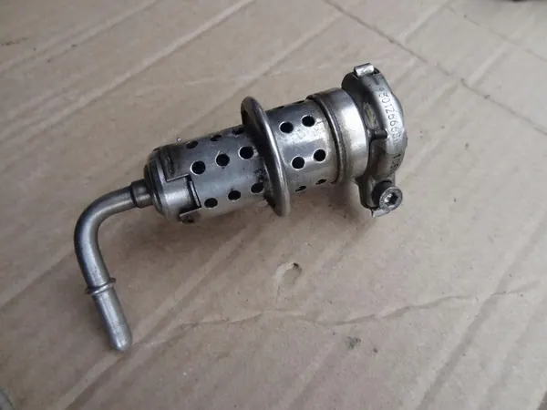 AdBlue Injector Peugeot 308 II T9 1.6 Blue HDI 9801266680 image 2