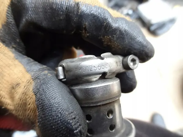 AdBlue Injector Peugeot 308 II T9 1.6 Blue HDI 9801266680 image 4