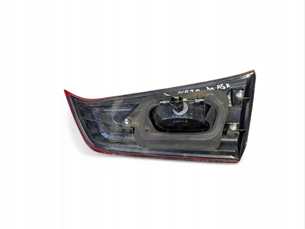 Luz trasera izquierda Mitsubishi ASX 2010 8336A087 image 5