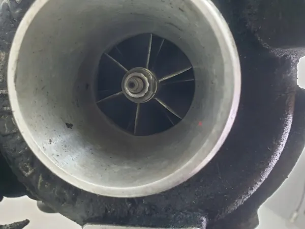 Turbo para Dodge Nitro 2.8 CRD image 6