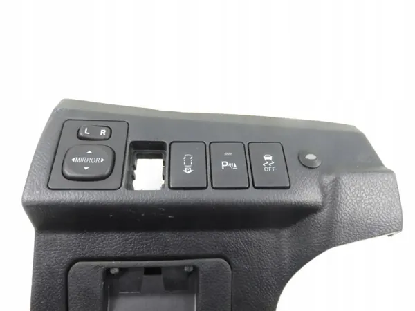 Bestuurderscompartiment Toyota Auris II Touring Sports OEM 5554502050 image 3