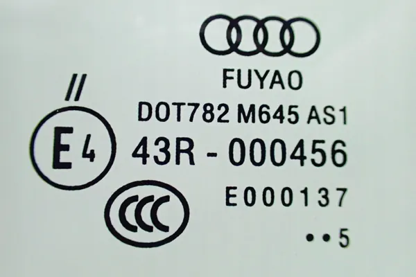 Audi TT TTS TTRS etulasi OEM 8S8845099J image 3
