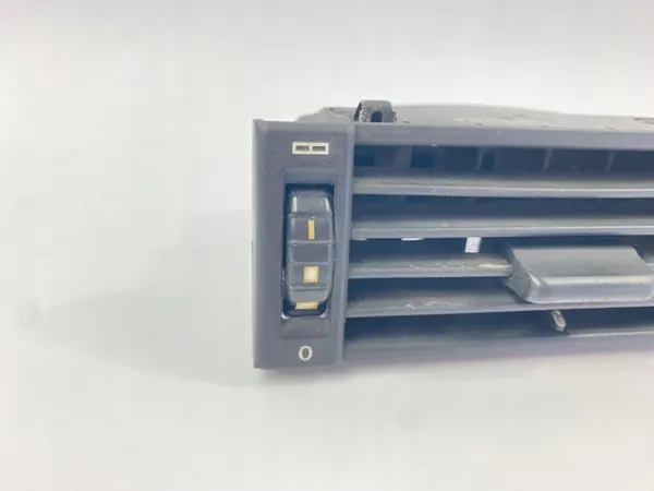 Rejilla ventilación pasajero OEM KRATKA/SDV10150 Mercedes W124 image 9