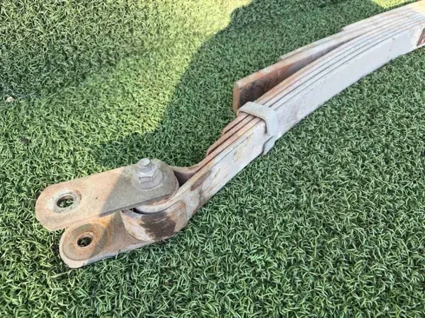 Hinterfeder OEM 93812674 für Iveco Daily 3. Generation image 6