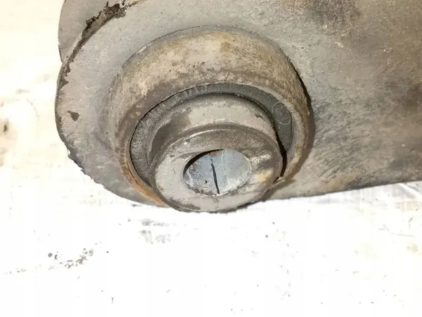 Volvo XC60 2015 Braccio di Controllo Superiore Posteriore Sinistro OEM image 6