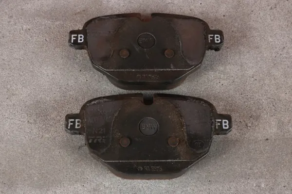 OEM 6882245 Remschijven & Blokken Achter Set 330x20mm image 5