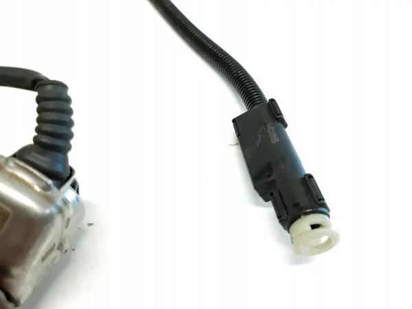 AdBlue-injector Audi OEM 04L131113S voor A4 B9 2.0 TDI image 6