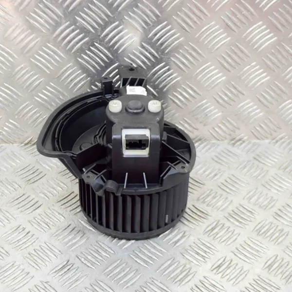 Ventilador de aquecimento Opel Corsa E 2019 image 4