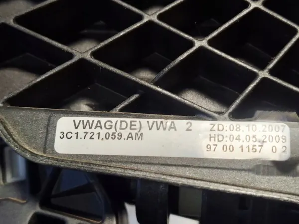 Kopplingspump Pedal OEM 3C1721059AM VW Passat B6 image 5