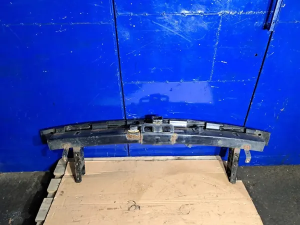 Renfort de pare-chocs arrière OEM REARREINFORCEMENT pour Chevrolet Tahoe image 3